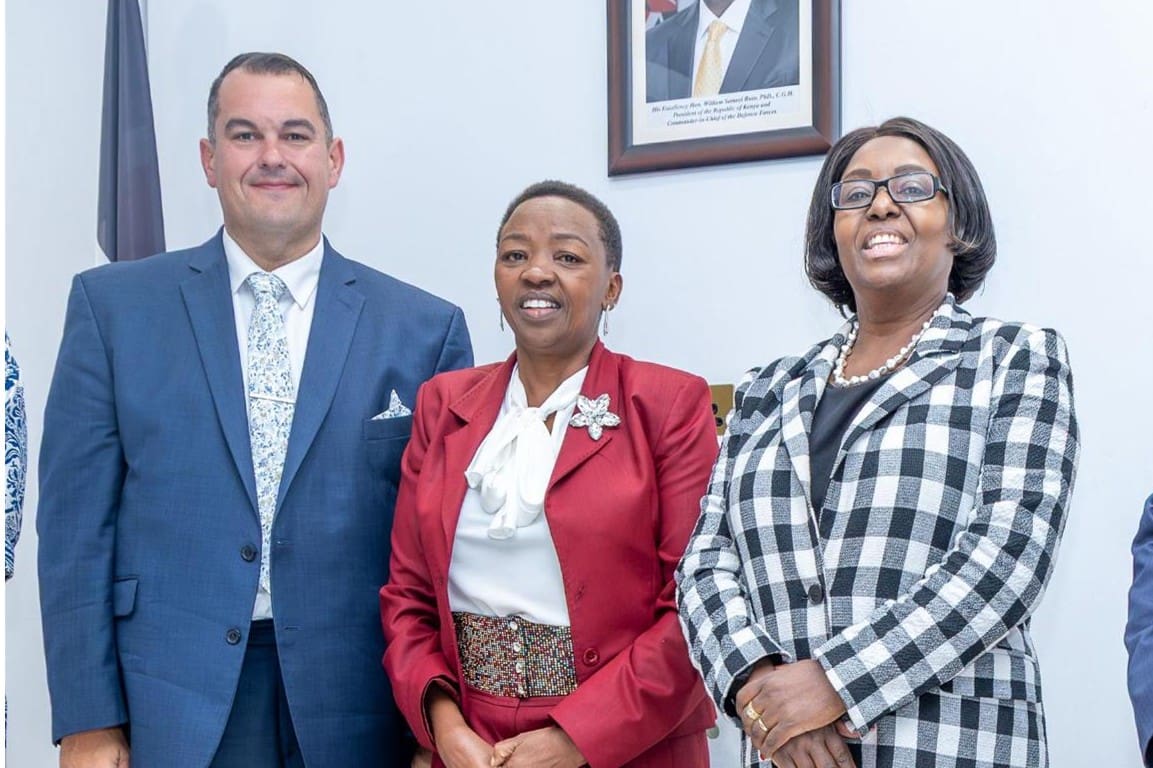 steve-pailthorpe-with-her-excellency-rachel-ruto